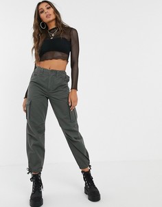 Брюки карго с карманами в стиле милитари ASOS DESIGN - Зеленый