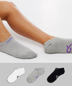 Набор спортивных носков с логотипом серого, белого и черного цвета Calvin Klein performance - 3 пары - Мульти