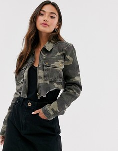 Укороченная джинсовая куртка с камуфляжным принтом Glamorous - Зеленый