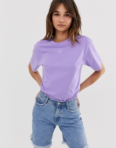 Сиреневая oversize-футболка с круглым вырезом и логотипом Monki - Фиолетовый