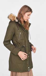 Парка с капюшоном Stradivarius