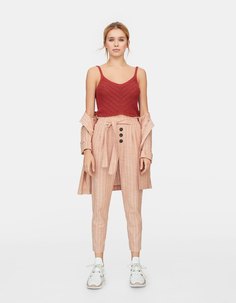 Топ из кружева кроше с волнистой кромкой Stradivarius