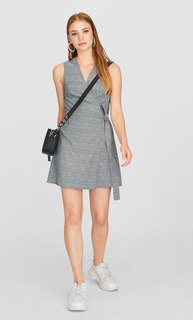 Платье с запахом Stradivarius