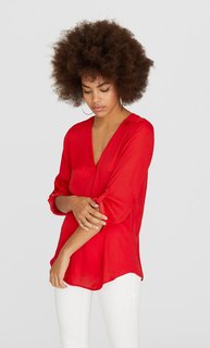 Блуза с рукавами 3/4 и V-образным вырезом Stradivarius