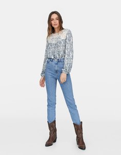 Блуза с отделкой кружевом Stradivarius