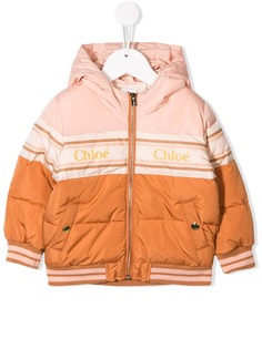 Chloé Kids пуховик с логотипом