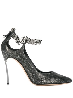 Casadei chain detail pumps