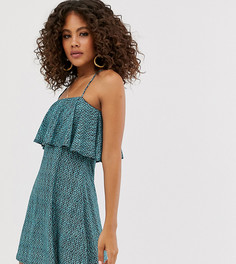 Сарафан с пестрым принтом в цветочек и оборками ASOS DESIGN Tall - Мульти