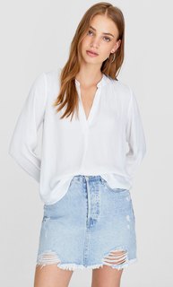 Блуза с V-образным вырезом Stradivarius