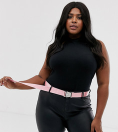 Ремень в стиле милитари с пряжкой ASOS DESIGN Curve - Розовый