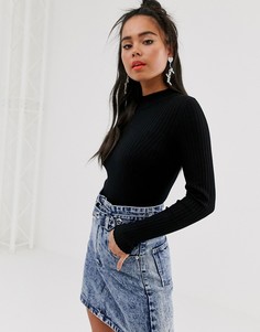 Черный базовый джемпер в рубчик и с круглым вырезом Bershka - Черный