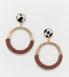 Серьги-кольца из мрамора и дерева коричневого цвета с узором New Look - Коричневый