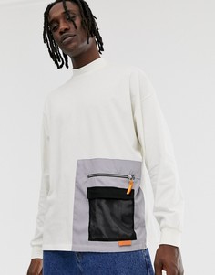 Бежевая oversize-футболка с длинным рукавом и сетчатыми карманами ASOS DESIGN - Бежевый