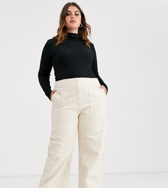 Светло-бежевые укороченные джинсы с широкими штанинами и контрастной строчкой ASOS DESIGN Curve - Кремовый