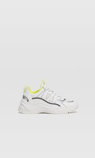 Белые кроссовки с деталями цвета металлик Stradivarius