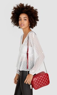 Стеганая сумка с плечевым ремнем Stradivarius