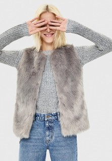 Жилет меховой Bershka 