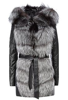 Утепленная кожаная куртка с отделкой мехом чернобурки Снежная Королева