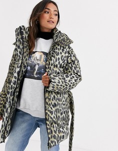 Дутая куртка с затягивающимся шнурком на талии и звериным принтом ASOS DESIGN - Мульти