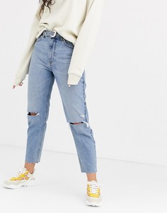 Синие джинсы в винтажном стиле с поясом Bershka - Синий