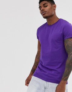 Фиолетовая футболка с круглым вырезом и отворотами на рукавах ASOS DESIGN - Фиолетовый