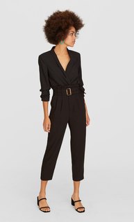 Брюки со сборкой на талии, поясом и черепаховой пряжкой Stradivarius