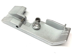 Лапка А для вшивания шнура в край Janome 200207108 / 202034005 - для оверлока