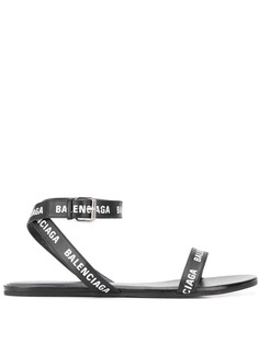 Balenciaga сандалии на плоской подошве