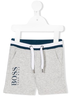 Boss Kids спортивные шорты с принтом-логотипом