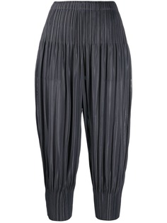 Pleats Please Issey Miyake cropped balloon trousers