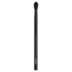 Профессиональная кисть для макияжа глаз. КУПОЛ. PRO BRUSH - CREASE 17 NYX Professional Makeup