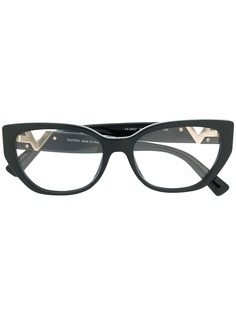 Valentino Eyewear очки Valentino Garavani в оправе кошачий глаз с логотипом VLogo