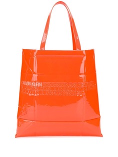 Calvin Klein 205W39nyc сумка-тоут с тисненым логотипом