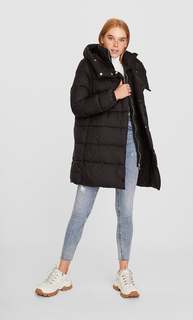 Стеганое пальто с двойным воротником Stradivarius