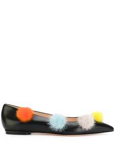 Fendi балетки с помпонами