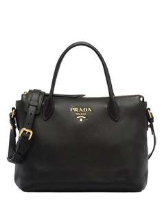 Prada сумка-тоут с металлическим логотипом