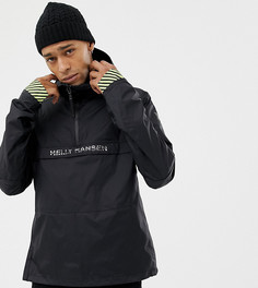 Черный анорак Helly Hansen