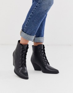Черные ботинки в стиле вестерн на шнуровке Qupid