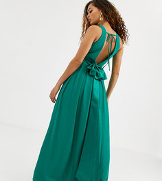 Зеленое платье макси с атласным бантом сзади TFNC Petite Bridesmaid