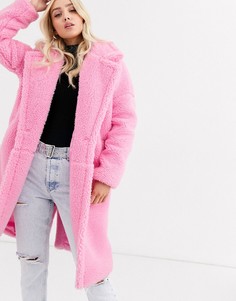 Розовое легкое пальто из искусственного меха Missguided