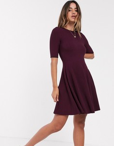 Трикотажное короткое приталенное платье Ted Baker Renyina