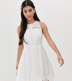 Кружевное короткое приталенное платье Y.A.S Petite Bridal