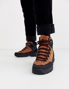 Черно-коричневые походные ботинки из искусственной замши на шнуровке ASOS DESIGN