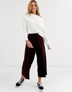 Бархатные плиссированные брюки-кюлоты ASOS DESIGN
