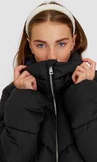 Куртка с высоким воротником Stradivarius