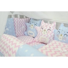 Комплект в кроватку By Twinz с игрушками Котики розово-голубой, 4 предм.