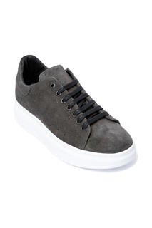 gumshoes Frank Daniel