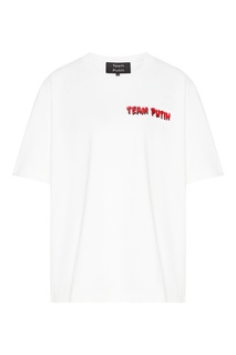 Белая футболка с красным логотипом Team Putin