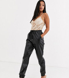 Черные джоггеры из искусственной кожи Missguided Petite