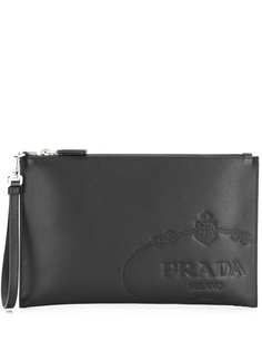 Prada клатч на молнии с тиснением логотипа